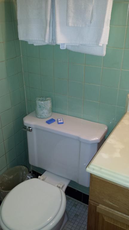 Olde Court Inn Wheeling Zimmer foto